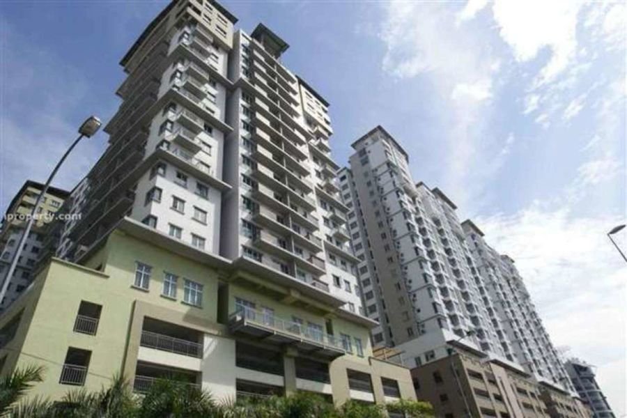 Subang Jaya e-Tiara Serviced Apartment For Sale