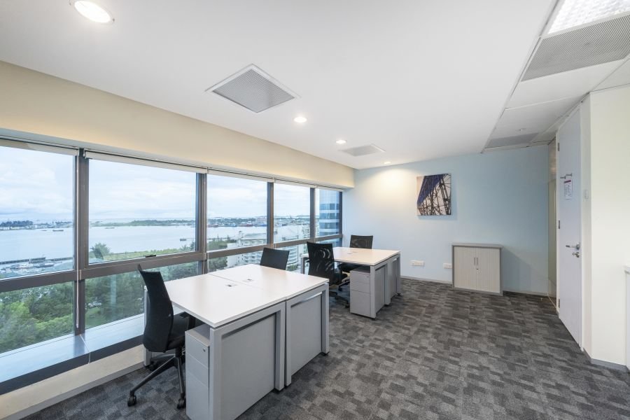 Fully serviced private office space for you and your team in Regus Financial Park