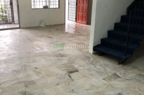 Double Storey Basic Balcony Taman Rakan Kajang House For Sale In Selangor Dot Property