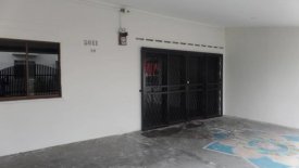 House For In Taman Nesa With New Renovation Home