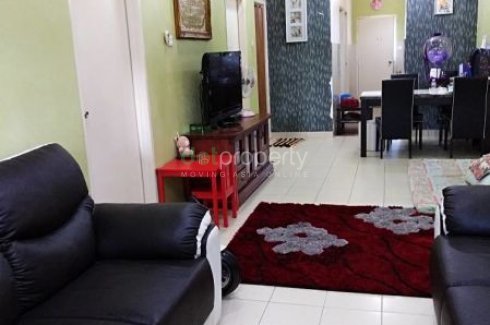 Rumah Teres Setingkat Jalan Kebun Shah Alam Selangor House For Sale In Selangor Dot Property