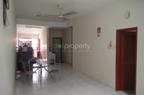 3 Bedroom House For Sale In Taman Pelangi Indah Johor